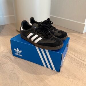 Adidas Black Samba OG